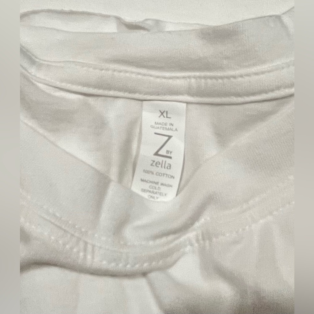 Zella - White Crew Neck long sleeve T-shirt with thumb hole cuffs. - Picture 7 of 9